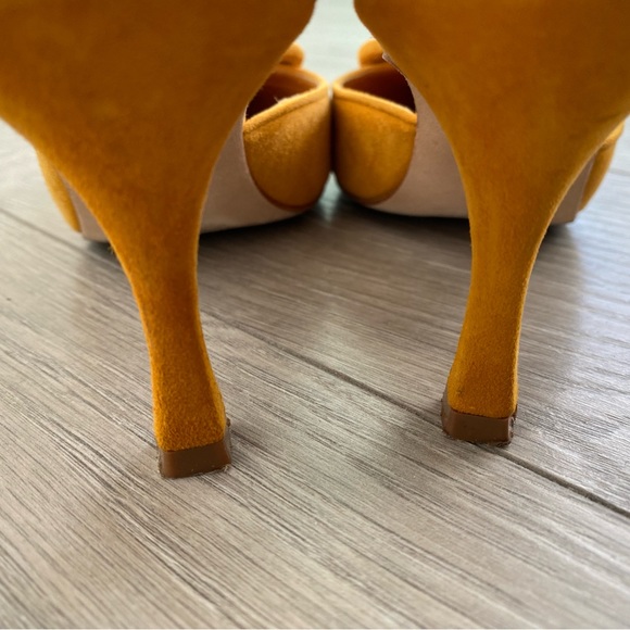 Manolo Blahnik Maysale 70 - Picture 6 of 7